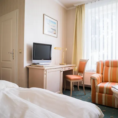 Baerenturm Hotelpension 2* Cobourg