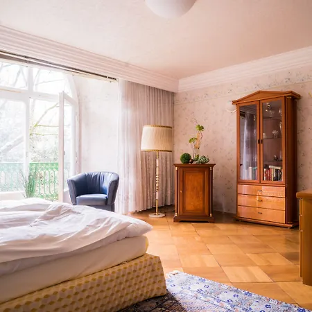 Maison d'hôtes Baerenturm Hotelpension Cobourg