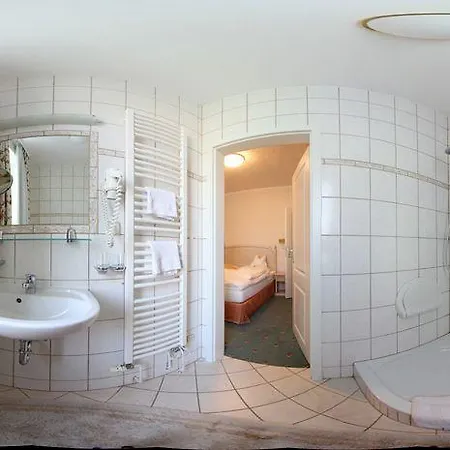 Maison d'hôtes Baerenturm Hotelpension Cobourg