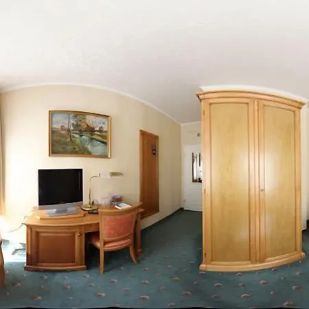 Baerenturm Hotelpension 2*
